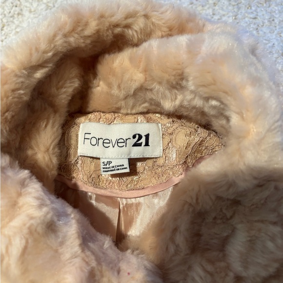 Forever 21 Tan Teddy Jacket Faux fur size S - Picture 3 of 7